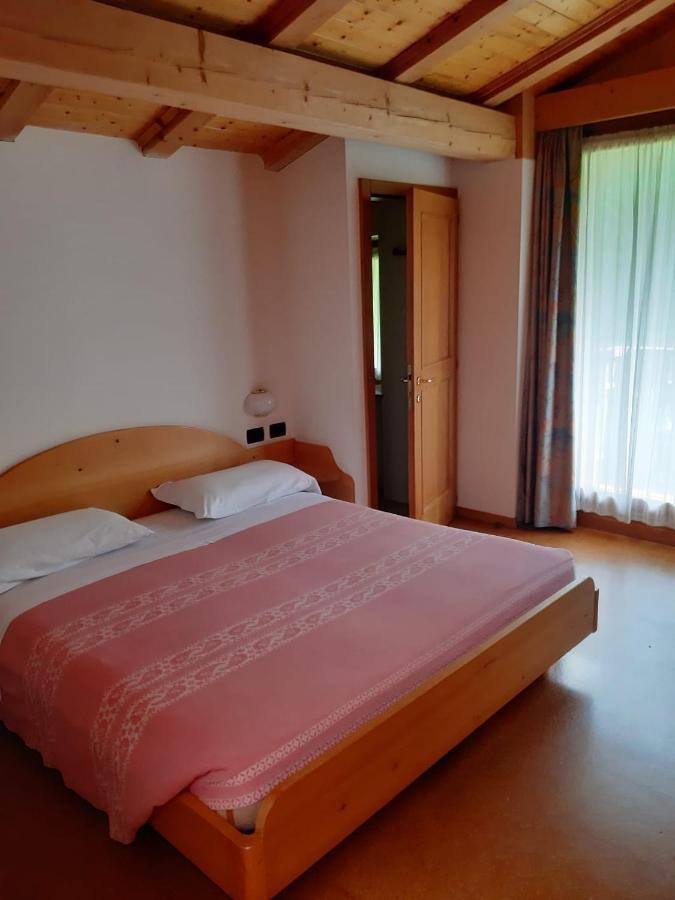 Albergo Scoiattolo Tret 外观 照片