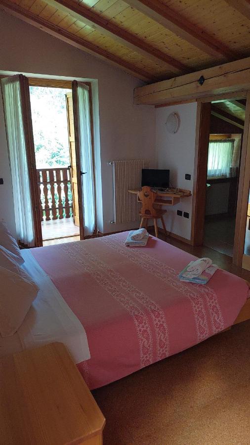 Albergo Scoiattolo Tret 外观 照片
