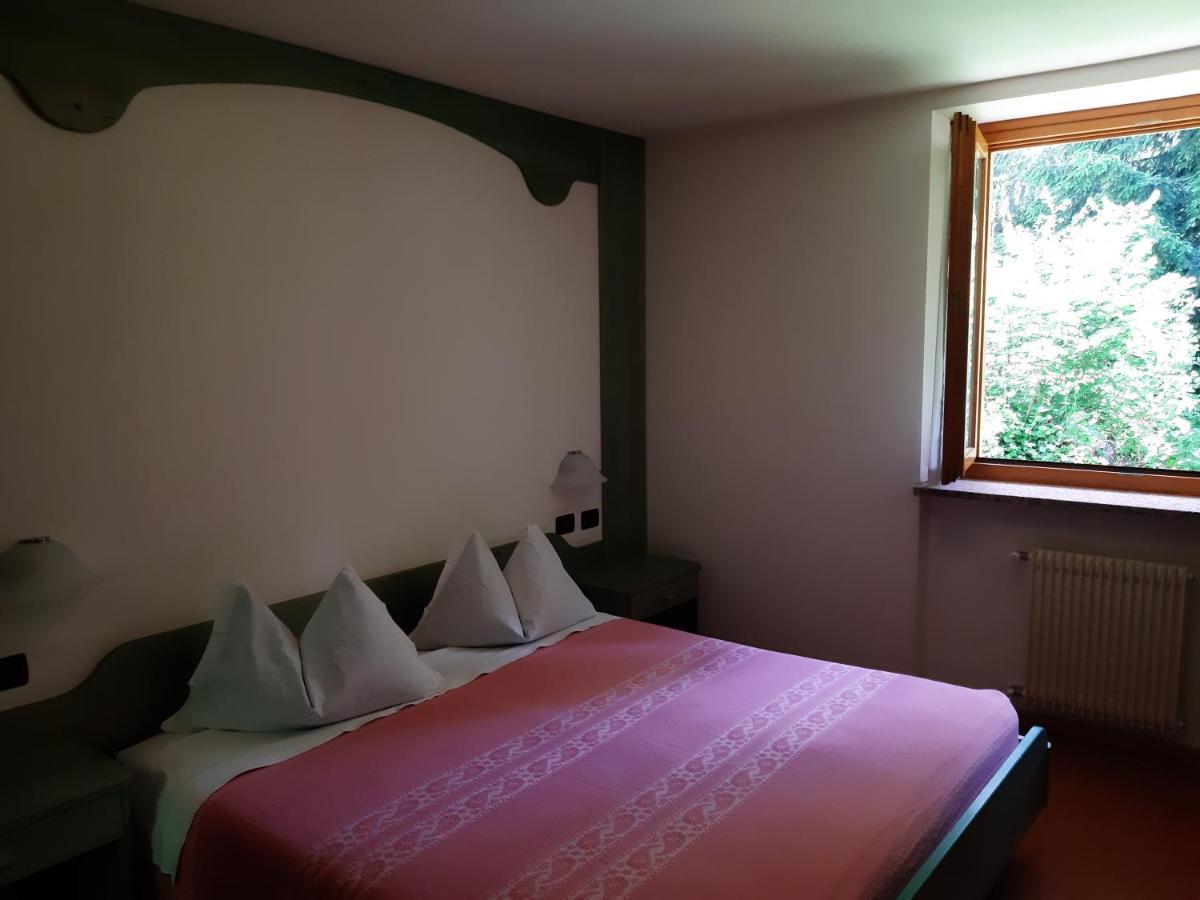Albergo Scoiattolo Tret 外观 照片